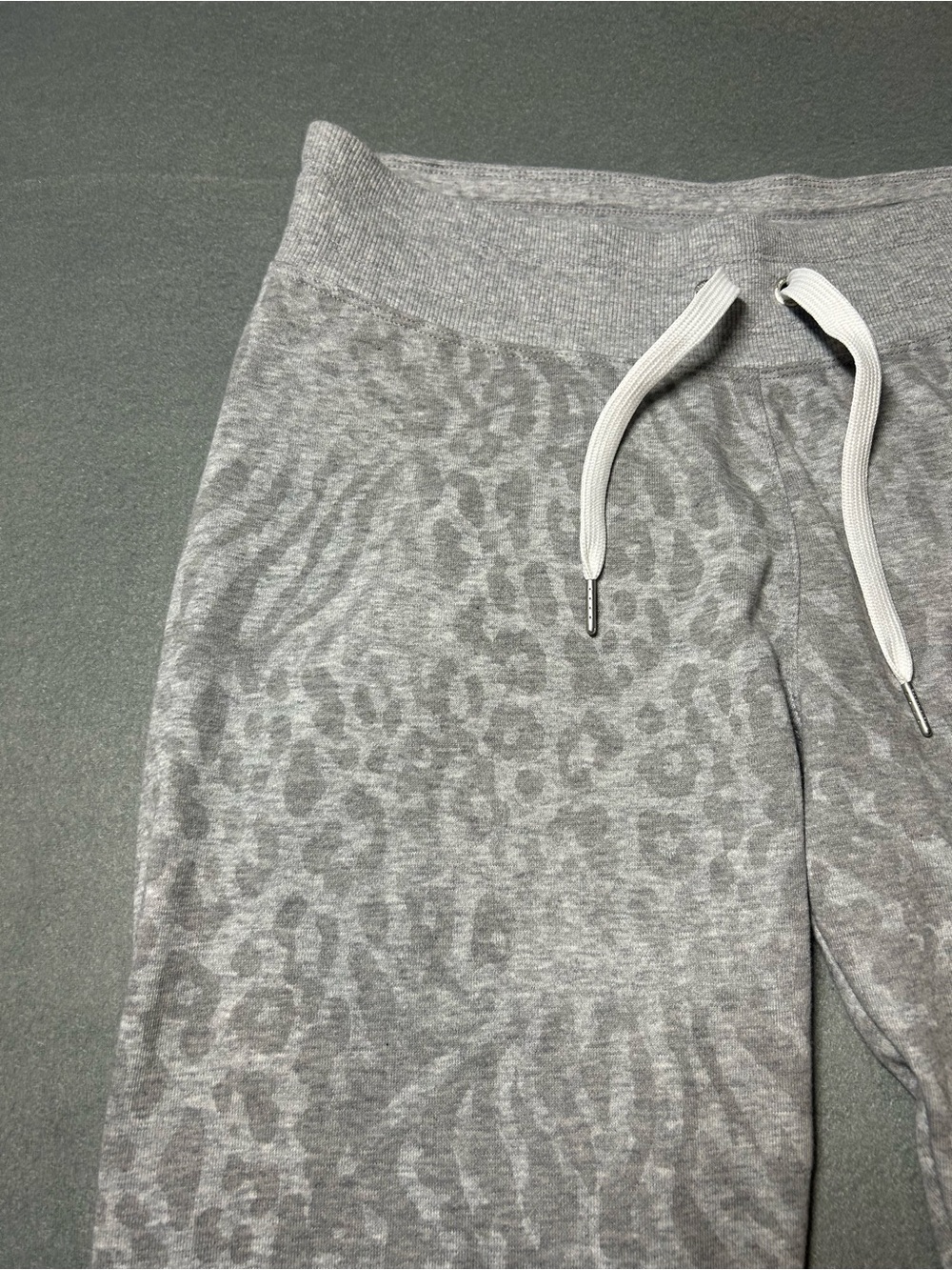 Calvin Klein Performance Heather Gray Sweatpants - Picture 5 of 11